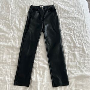 Aritzia Wilfred Melina pant- lightly worn, excellent condition- size 6R